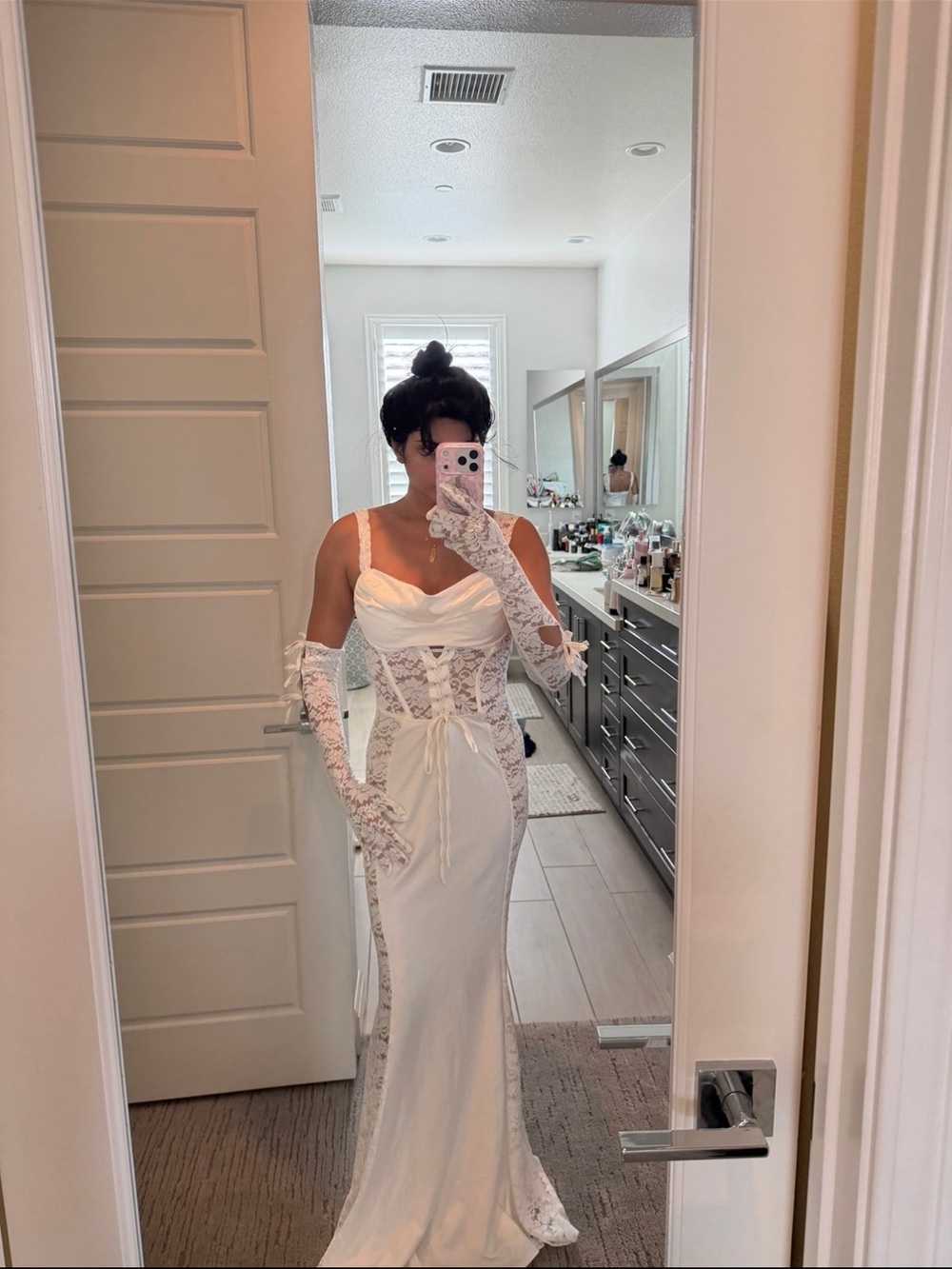 Elegant White Lace Corset Evening Dress